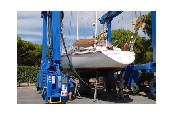 Our nautical services The shipyard